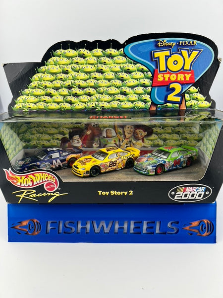 Hot Wheels Racing – Toy Story 2 NASCAR 2000 3-Car Set Fishwheels