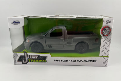 Jada Just Trucks 1:32 Diecast 1999 Ford F-150 SVT Lightning