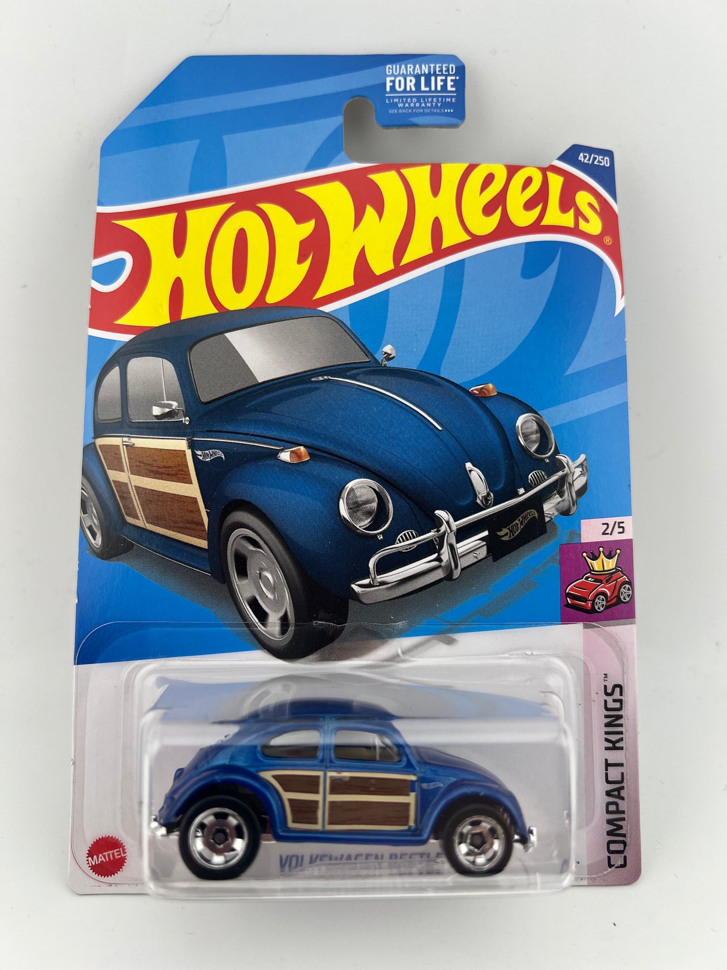 Hot Wheels Volkswagen Beetle Compact Kings 2/5 (Blue) 1:64 Scale Fishwheels