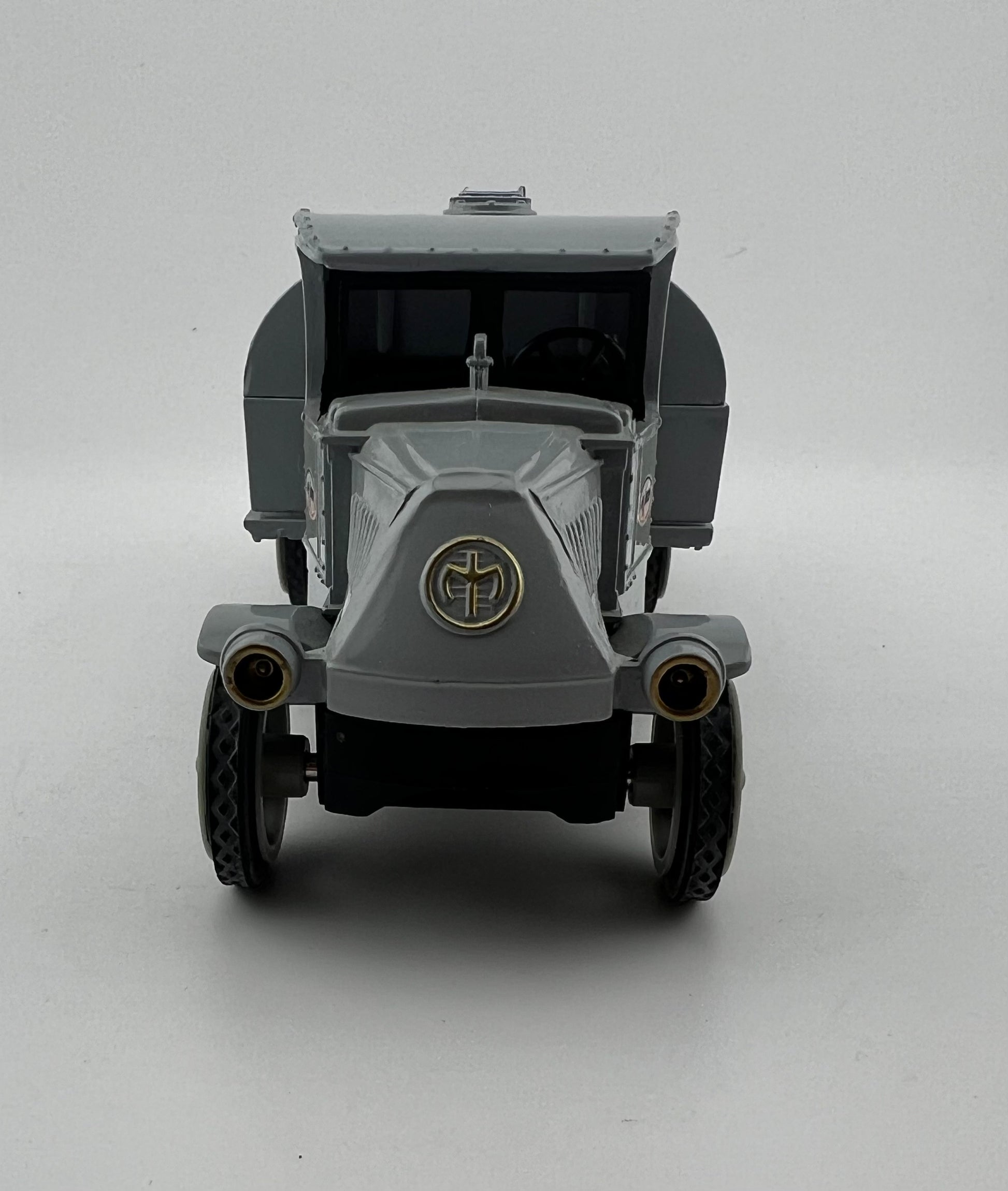 JL Scale Models Tanker Truck Bank Fishwheels
