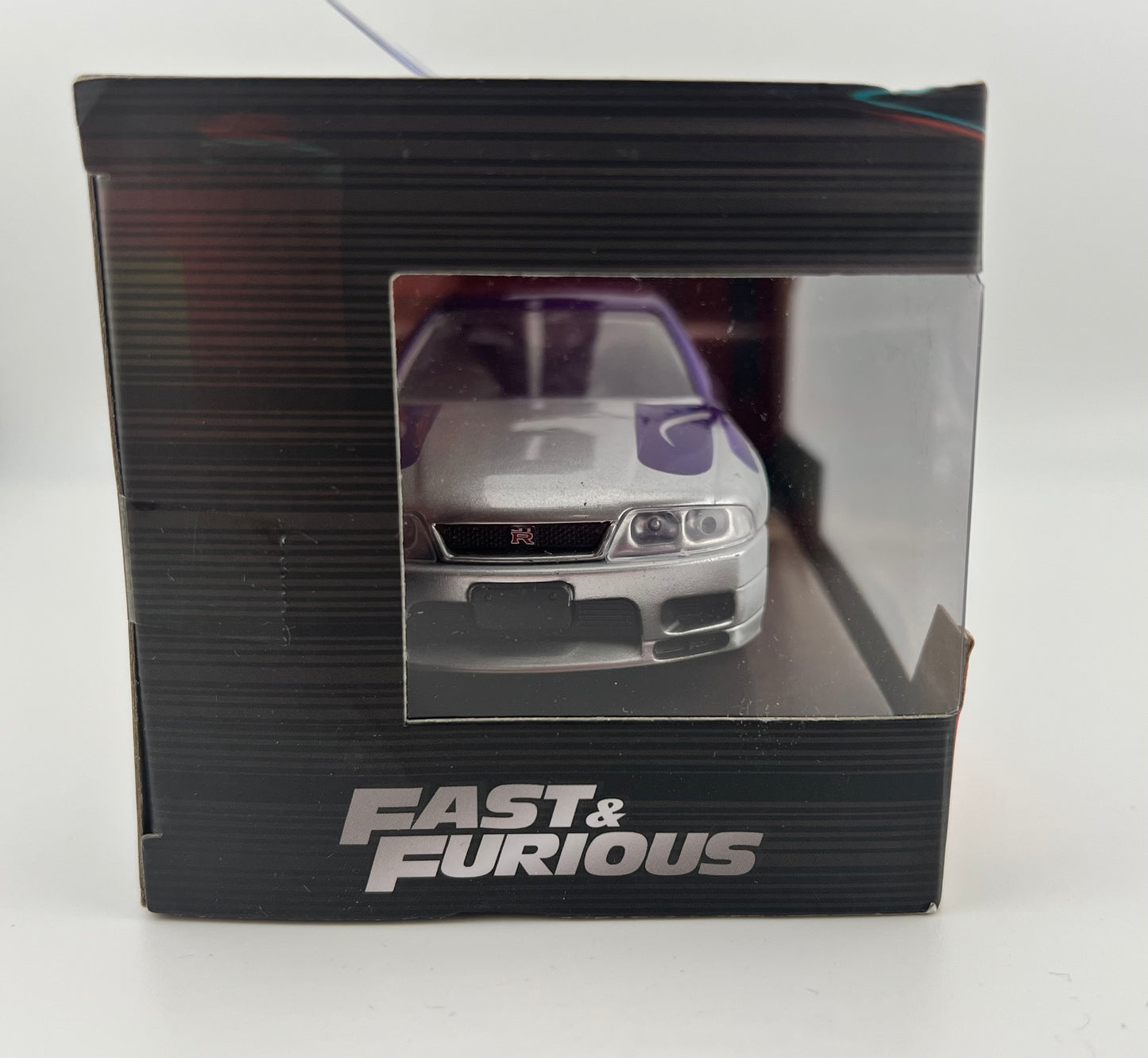 Jada 1995 NISSAN SKYLINE GT-R BCNR33 PURPLE & SILVER "FAST & FURIOUS" 1:32 Scale Fishwheels