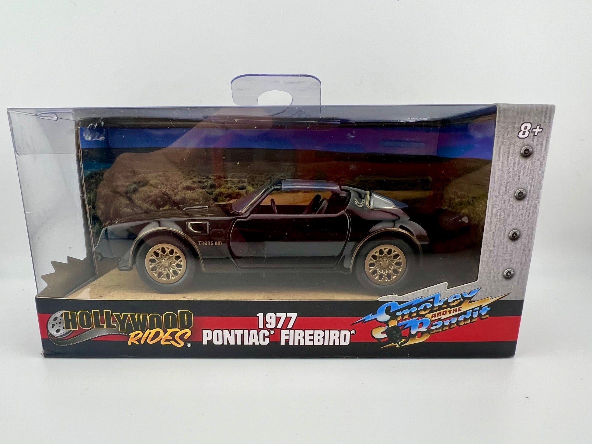 Jada HW Rides 1977 Pontiac Firebird Smokey and the Bandit Fishwheels
