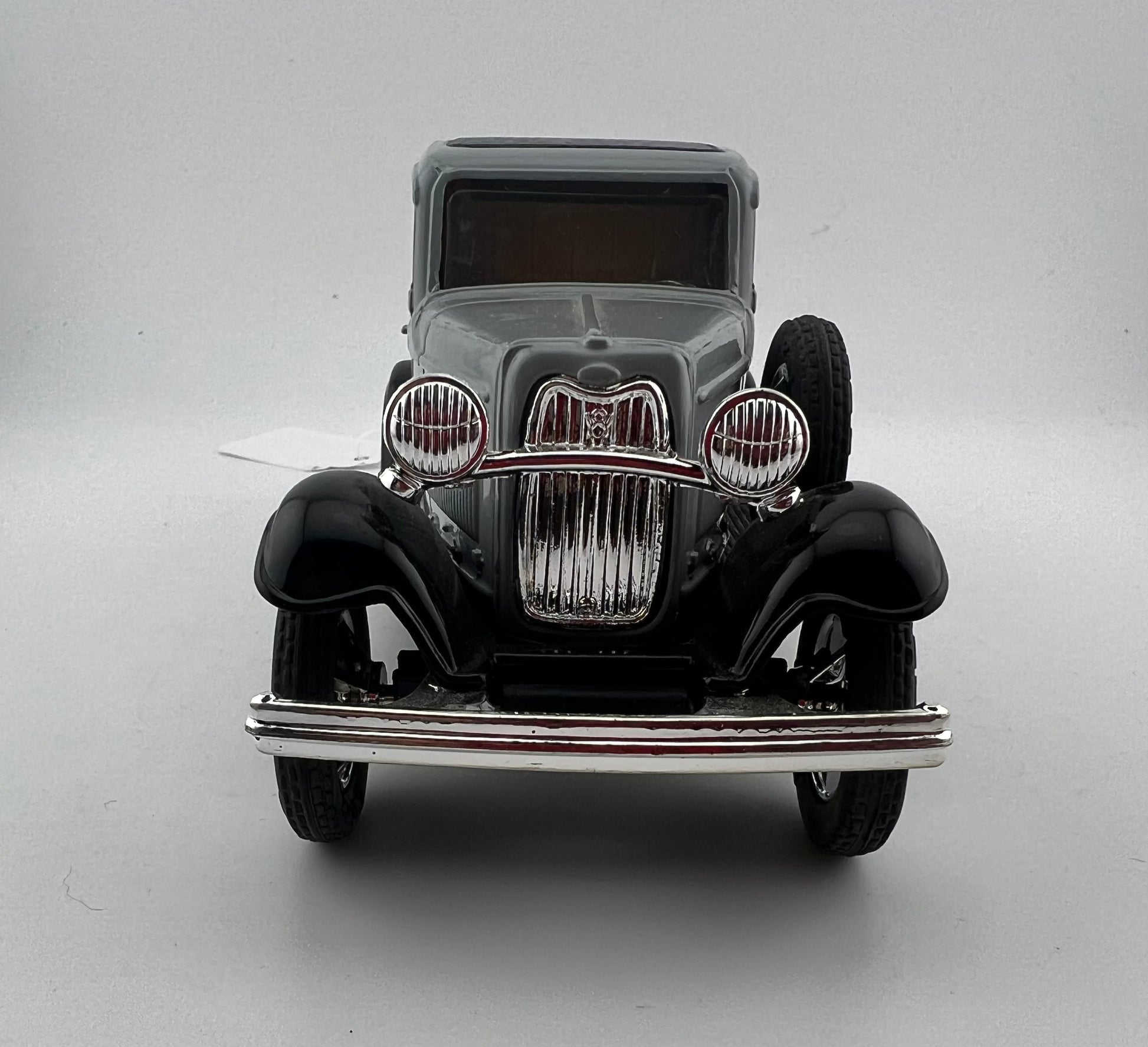 Kerr-McGee Diecast Panel Truck Collector Bank 1:25 Scale Fishwheels
