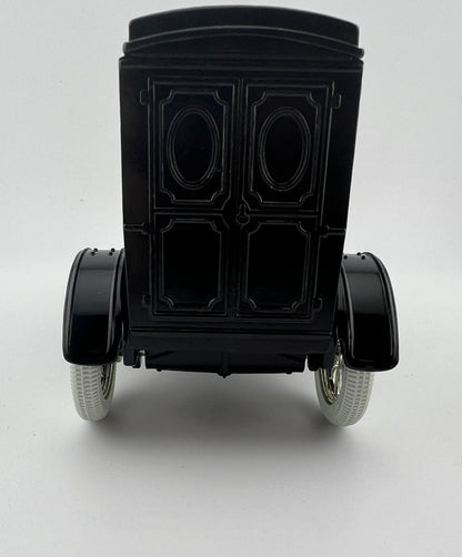Phillips Petroleum Diecast Panel Delivery Truck 1:25 Scale Fishwheels