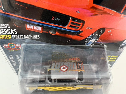 Racing Champions Hot Rod Magazine – ’57 Chevy Bel Air (Target Exclusive) Fishwheels